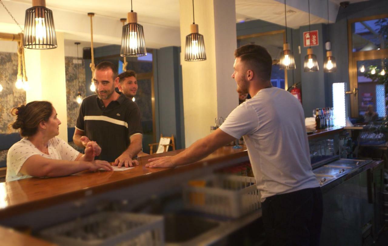 Pension Hostel Costa Brava L'Estartit Dış mekan fotoğraf