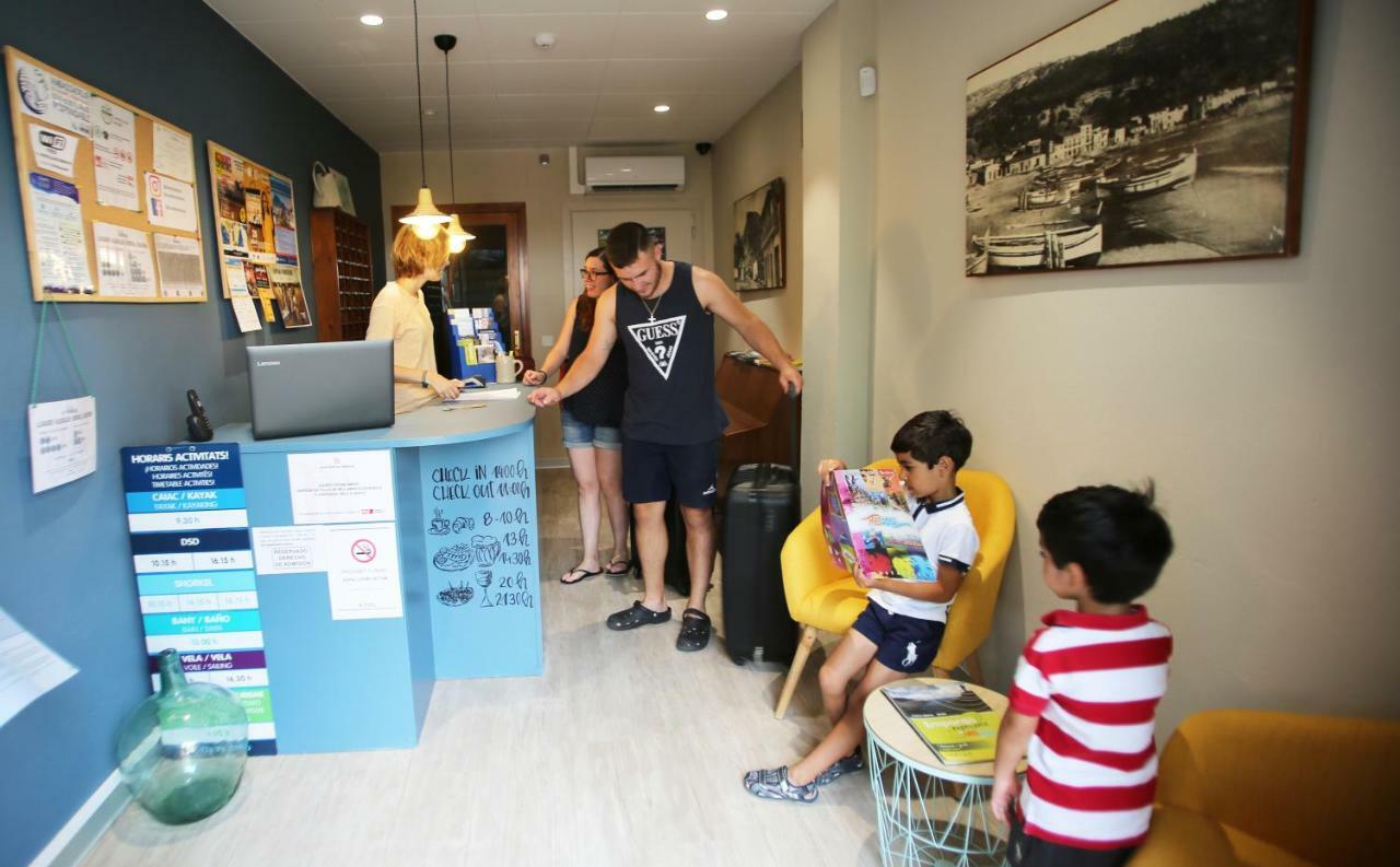 Pension Hostel Costa Brava L'Estartit Dış mekan fotoğraf